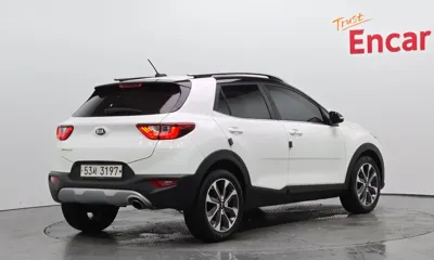 Kia Stonic 2018, 194663 км, за 4627.18 USD