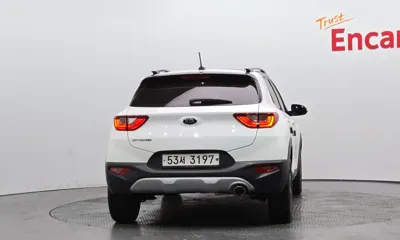 Kia Stonic 2018, 194663 км, за 4627.18 USD