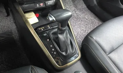 Kia Stonic 2018, 194663 км, за 4627.18 USD - фото 9