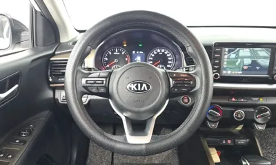 Kia Stonic 2018, 194663 км, за 4627.18 USD - фото 13