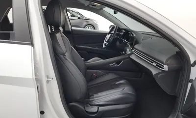 Hyundai Avante 2021, 20109 км, за 9584.88 USD - фото 11