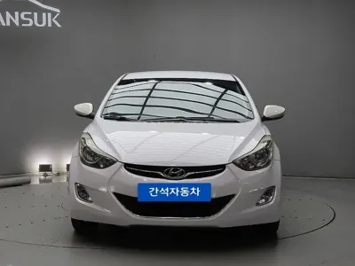 Hyundai Avante · 2014 год