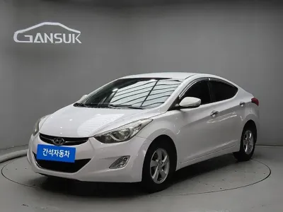 Hyundai Avante 2014, 116742 км, за 2560.06 USD