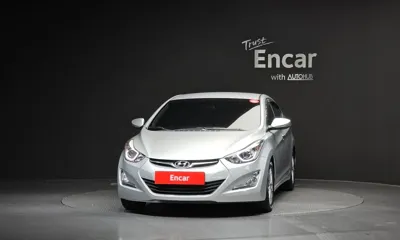 Hyundai Avante 2015, 129331 км, за 4294.68 USD