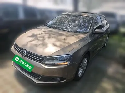 Volkswagen Sagitar · 2014 год