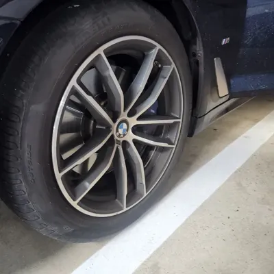 BMW 5-Series 2023, 28500 км, за 29120.59 USD