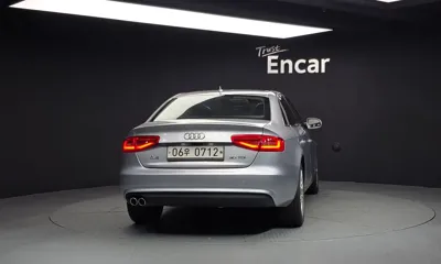 Audi A4 2016, 208343 км, за 3501.82 USD