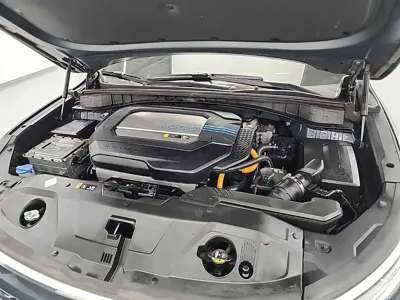 Hyundai Nexo 2020, 133239 км, за 9056.06 USD