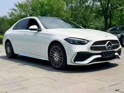 Mercedes-Benz C-Class 2024, 18000 км, за 25867.51 USD
