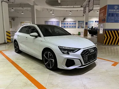 Audi A3 2024, 24000 км, за 19420.35 USD