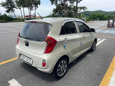 Kia Morning 2012, 81181 км, за 2403.91 USD