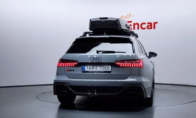 Audi RS6 2022, 7663 км, за 94419.45 USD