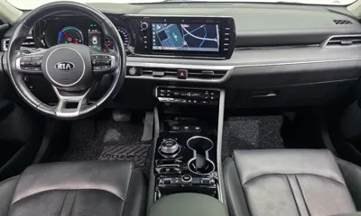 Kia K5 2020, 104947 км, за 11390.72 USD - фото 7