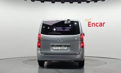Hyundai Starex 2014, 255393 км, за 2973.24 USD