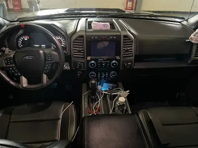 Ford F-150 Raptor 2020, 150000 км, за 43908.08 USD - фото 8