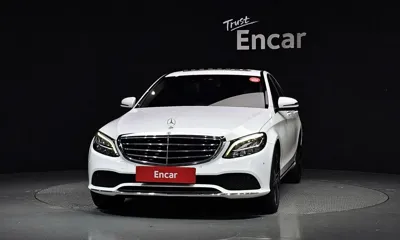 Mercedes-Benz C-Class 2019, 41936 км, за 16187.64 USD