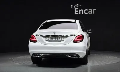 Mercedes-Benz C-Class 2019, 41936 км, за 16187.64 USD