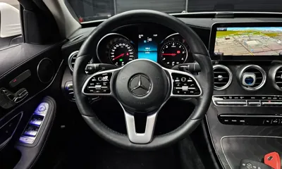 Mercedes-Benz C-Class 2019, 41936 км, за 16187.64 USD - фото 13