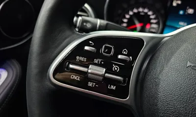 Mercedes-Benz C-Class 2019, 41936 км, за 16187.64 USD - фото 19