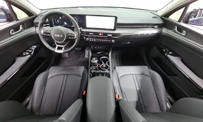 Kia K5 2025, 3536 км, за 19755.53 USD - фото 7