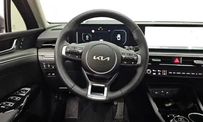 Kia K5 2025, 3536 км, за 19755.53 USD - фото 13