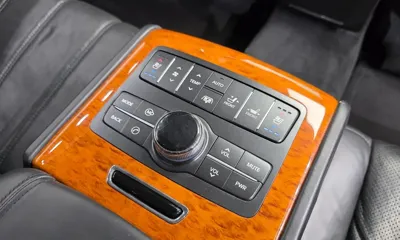 Hyundai Equus 2010, 164373 км, за 3617.47 USD - фото 17
