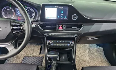 Hyundai Grandeur 2017, 153563 км, за 9130.32 USD - фото 15
