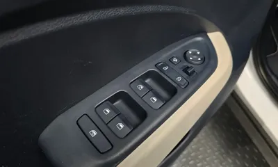 Hyundai Venue 2020, 43162 км, за 10749.19 USD - фото 29