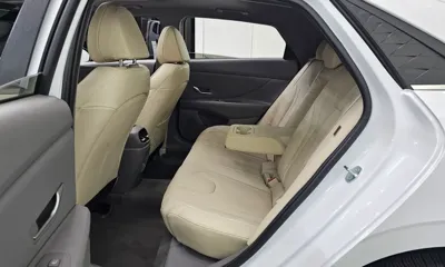 Hyundai Avante 2026, 11726 км, за 16121.69 USD - фото 31