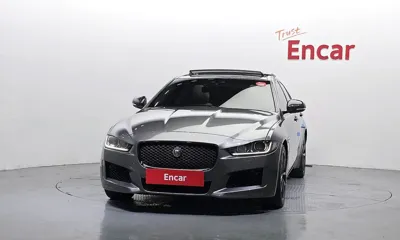 Jaguar XE 2017, 173444 км, за 3900.5 USD