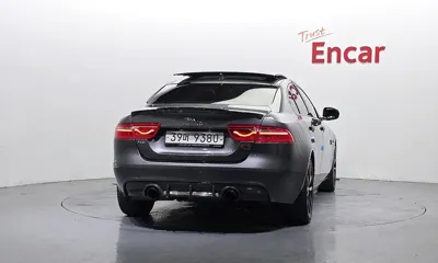 Jaguar XE 2017, 173444 км, за 3900.5 USD