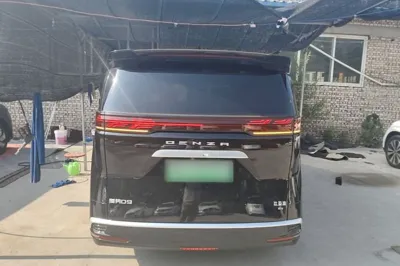 Denza D9 2022, 121600 км, за 32312 USD
