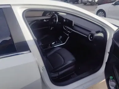 Kia K3 2020, 80800 км, за 5885.7 USD - фото 8