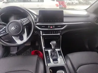 Kia K3 2020, 80800 км, за 5885.7 USD - фото 12