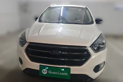 Ford Kuga 2017, 104700 км, за 8432 USD