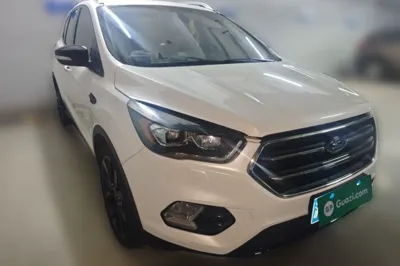 Ford Kuga 2017, 104700 км, за 8432 USD