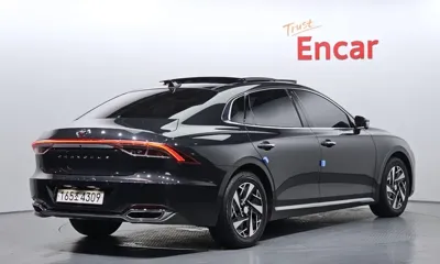 Hyundai Grandeur 2022, 82968 км, за 17545.34 USD