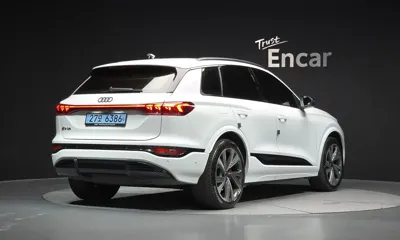 Audi SQ6 e-tron 2025, 23006 км, за 57003.29 USD