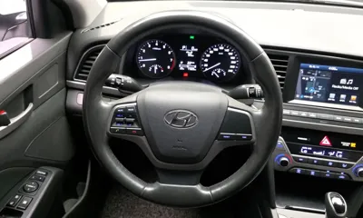 Hyundai Avante 2017, 77329 км, за 6435.67 USD - фото 13
