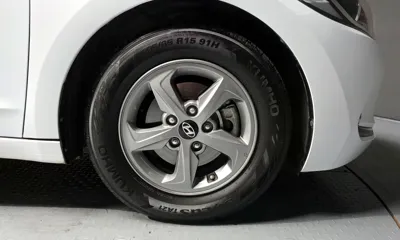 Hyundai Avante 2017, 77329 км, за 6435.67 USD - фото 21
