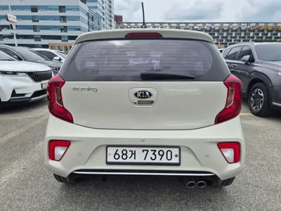 Kia Morning 2017, 30093 км, за 6045.63 USD
