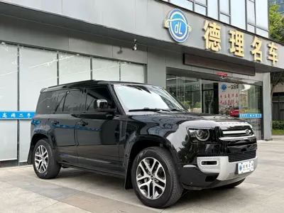 Land Rover Defender 2024, 83000 км, за 80722.39 USD