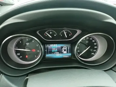 Buick Envision Plus 2018, 132900 км, за 6468.58 USD - фото 12