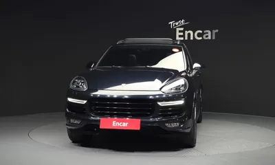 Porsche Cayenne 2016, 252559 км, за 14375.74 USD