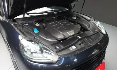 Porsche Cayenne 2016, 252559 км, за 14375.74 USD - фото 6