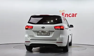 Kia Canival 2016, 162647 км, за 5860.52 USD