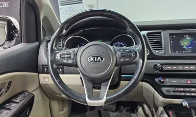 Kia Canival 2019, 159015 км, за 66096.03 USD - фото 13