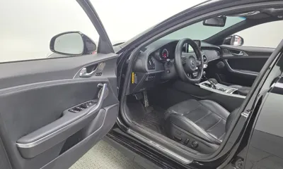 Kia Stinger 2018, 124222 км, за 8467.9 USD - фото 10