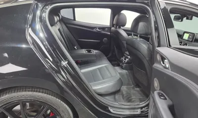 Kia Stinger 2018, 124222 км, за 8467.9 USD - фото 11