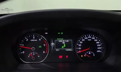 Kia Mohave 2017, 122936 км, за 10502.82 USD - фото 8